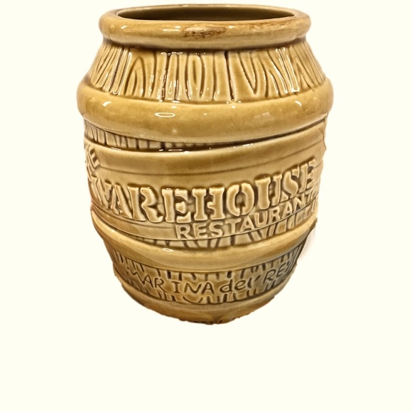 Geeki Tikis The Warehouse Restaurant Marina del Rey Yellow Collectible Cup - Picture 2 of 12